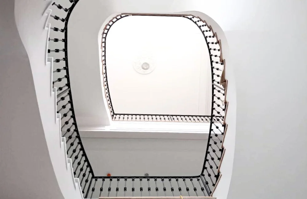 ราวบันไดวนเหล็กอิตาลี