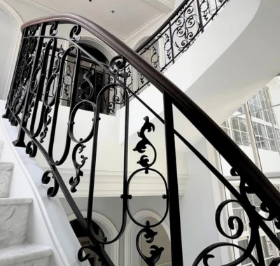 ราวบันไดเหล็กดัดอิตาลี