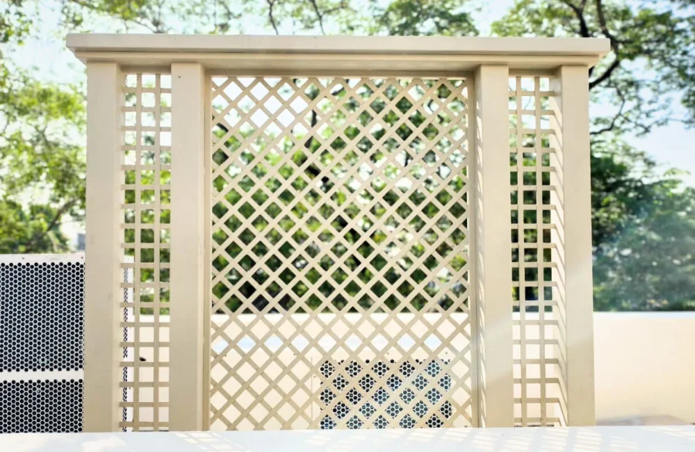 แผงบังสายตาบ้าน Eco House