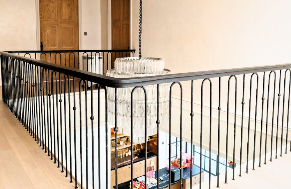 ราวกันตก Modern Luxury 