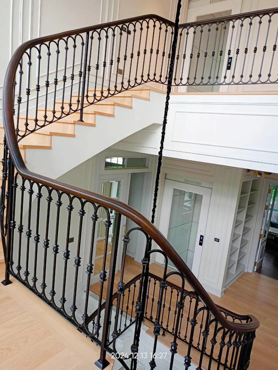 Stair railing design iron