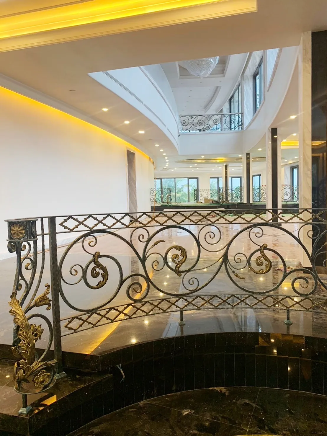 แบบราวบันได